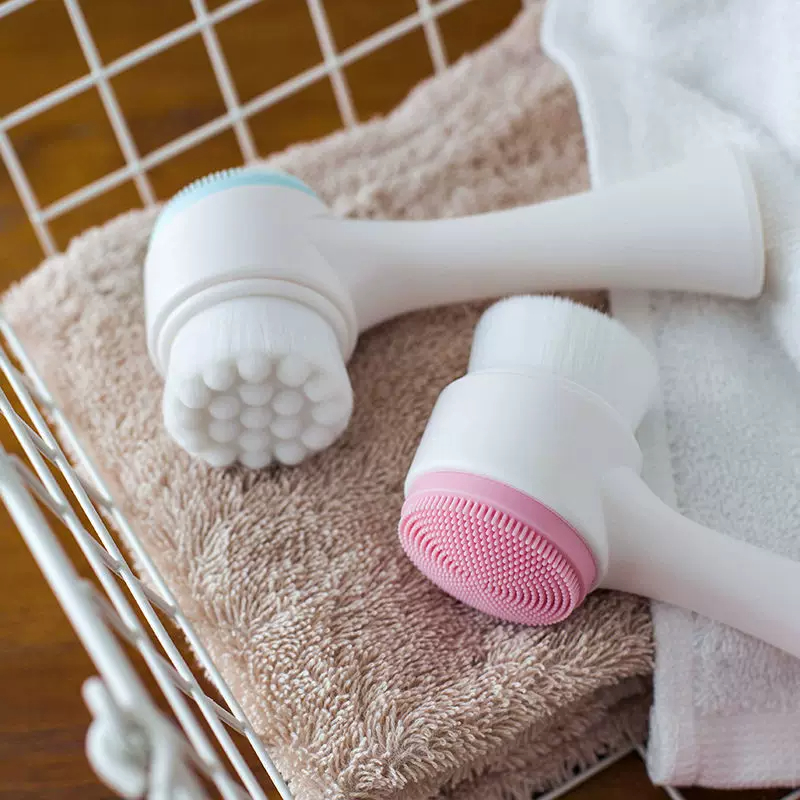 Dwustronna, ręczna szczoteczka – Silicone Face Scrubber Electric recenzja i cena